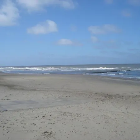 Mit Terrasse By Interhome Lejlighed