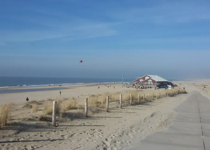 Apartamento Mit Terrasse By Interhome Petten