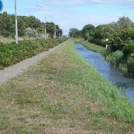 Mit Terrasse By Interhome * Petten